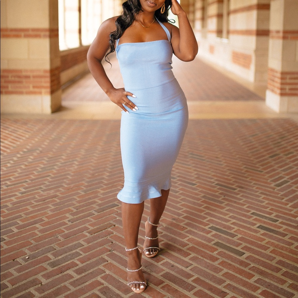 Lightblue bodycon dress (worn once) NEW condition